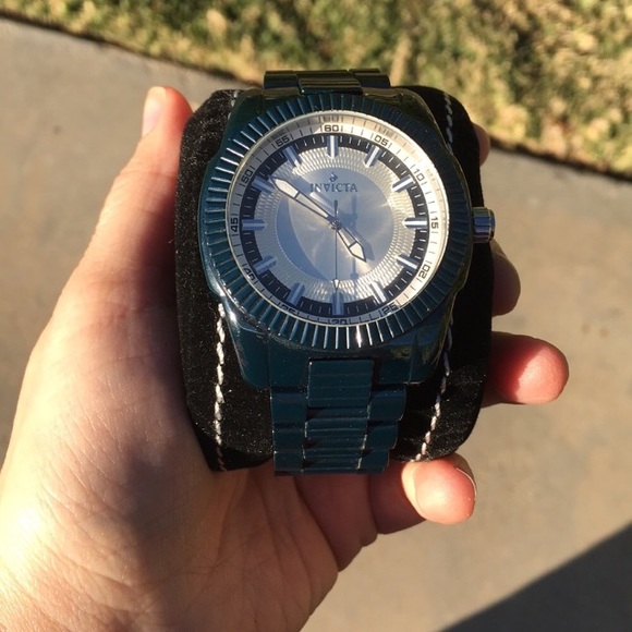 Men’s Invicta Teal Watch w/ Silver and Blue Detail